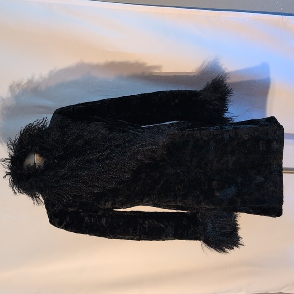 ❤️RARE AUTHENTIC SEARLE CURLY LAMB TRIM COAT  ❤️ - Picture 2 of 11